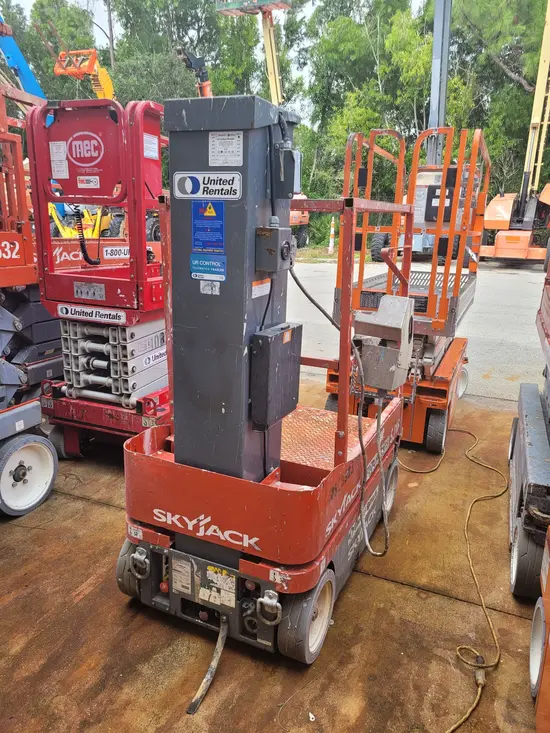Élévateur autopropulsé une personne Skyjack SJ16 2017