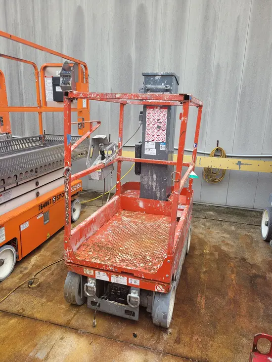 Élévateur autopropulsé une personne Skyjack SJ16 2017