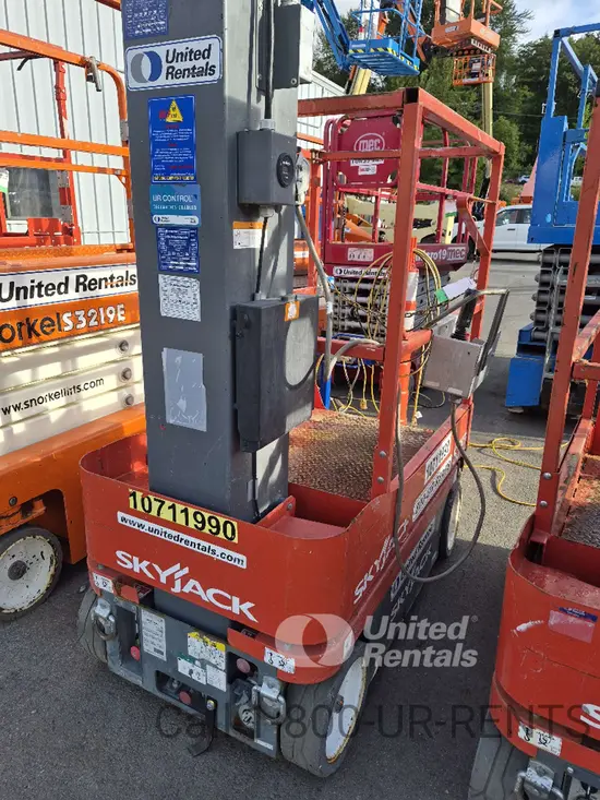 2018 Skyjack SJ12 Self-Propelled One-Person Lift