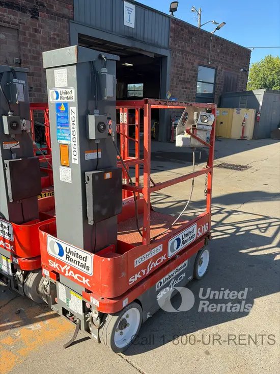 Élévateur autopropulsé une personne Skyjack SJ16 2017