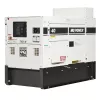 Génératrice remorquable de 30 à 35 kW MULTIQUIP blanche et noire, diesel de niveau 4