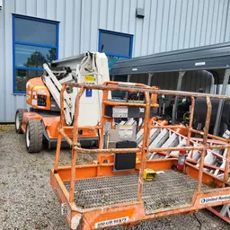 Nacelle élévatrice articulée Snorkel A46JE 2016