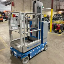 2018 Genie GR-20 Self-Propelled One-Person Lift