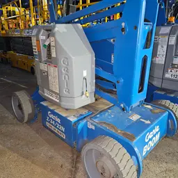 Nacelle élévatrice articulée Genie Z-34/22N 2015