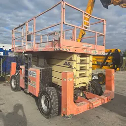Plateforme élévatrice tout-terrain JLG 530LRT 2017