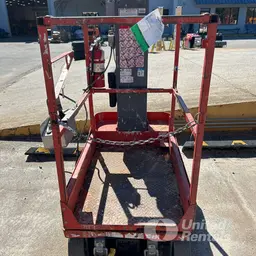 Plateforme élévatrice autopropulsée à une personne Skyjack SJ16 2016
