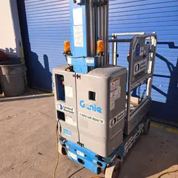 Élévateur autopropulsé une personne Genie GR-20 2015