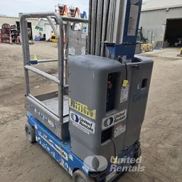 2018 Genie GR-20 Self-Propelled One-Person Lift
