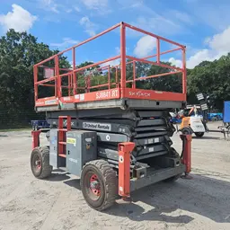 Plateforme élévatrice tout-terrain Skyjack SJ8841RT 2014