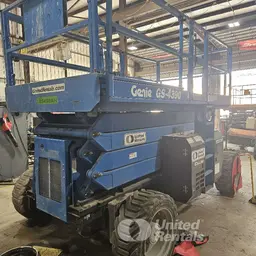 Plateforme élévatrice tout-terrain Genie GS-4390 RT 2017