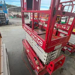 Plateforme élévatrice MEC MICRO 19 2018