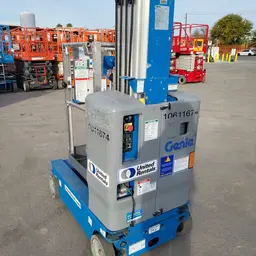Élévateur autopropulsé une personne Genie GR-20 2017