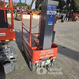 Plateforme élévatrice autopropulsée à une personne Skyjack SJ12 2017