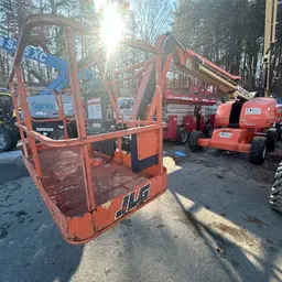 Nacelle élévatrice JLG 460SJ 2017