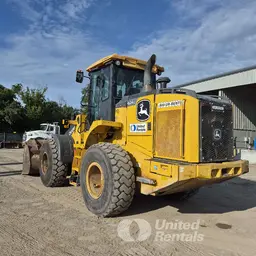 Chargeuse sur pneus John Deere 624L 2019