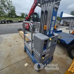2019 Genie GR-20 Self-Propelled One-Person Lift