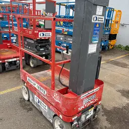 Plateforme élévatrice autopropulsée à une personne Skyjack SJ12 2015