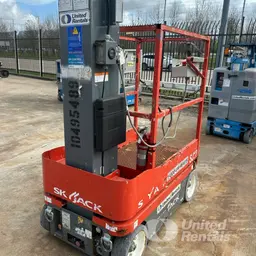 Plateforme élévatrice autopropulsée à une personne Skyjack SJ12 2016