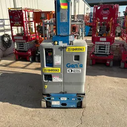 2018 Genie GR-20 Self-Propelled One-Person Lift