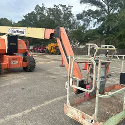 Nacelle élévatrice articulée JLG 800AJ 2013